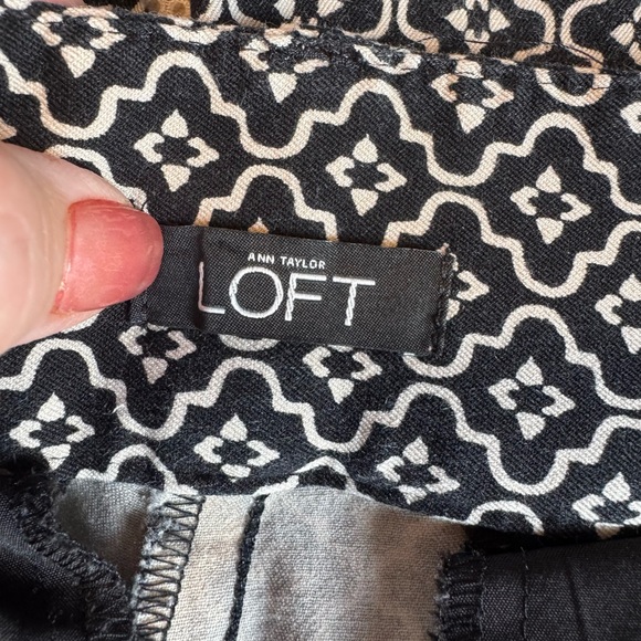 ANN TAYLOR LOFT  Julie Skinny Black Patterned Pants Size 6   #Y - Picture 7 of 7